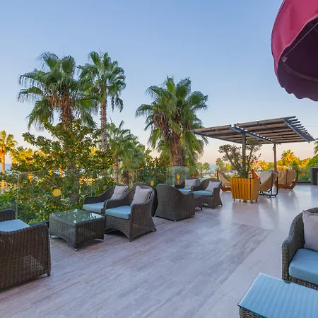 Justiniano Club Park Conti Курортный комплекс 4*