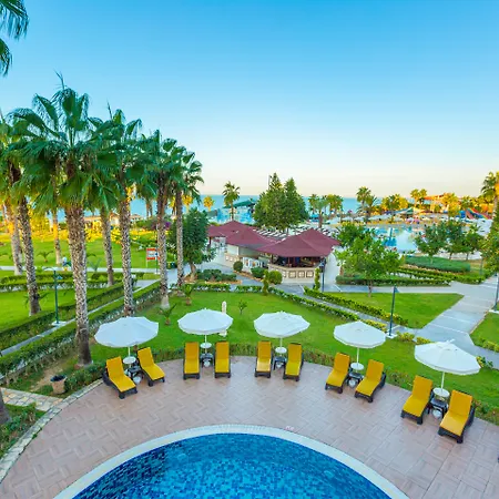Justiniano Club Park Conti Окурджалар